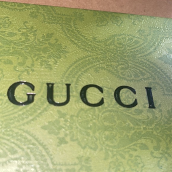 - Gucci mens wallet with box - Picture 6 of 6